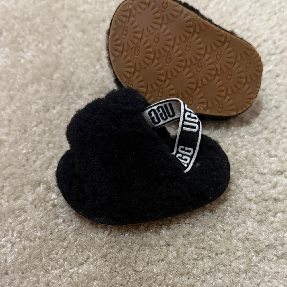 UGG Black Fluff Yeah Slide slipper